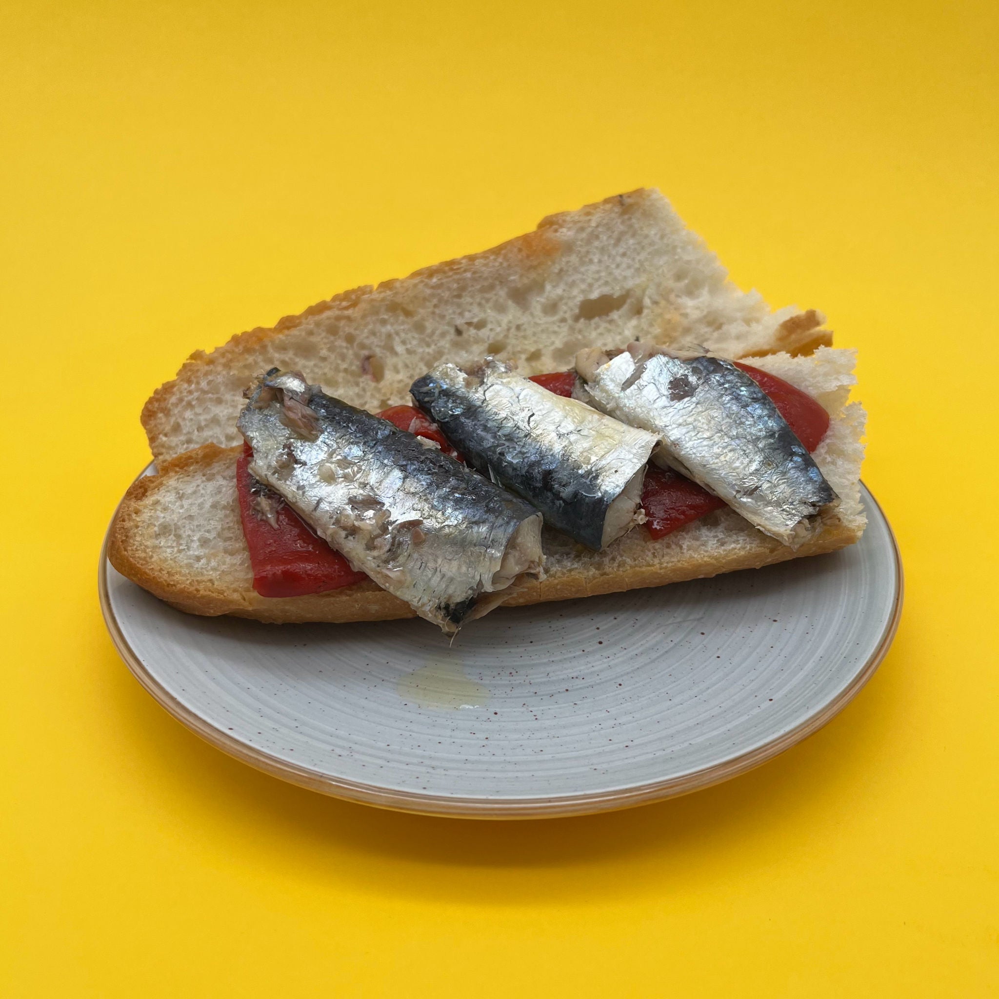 Sardinha Sardines in Olive Oil with Smoke Aroma